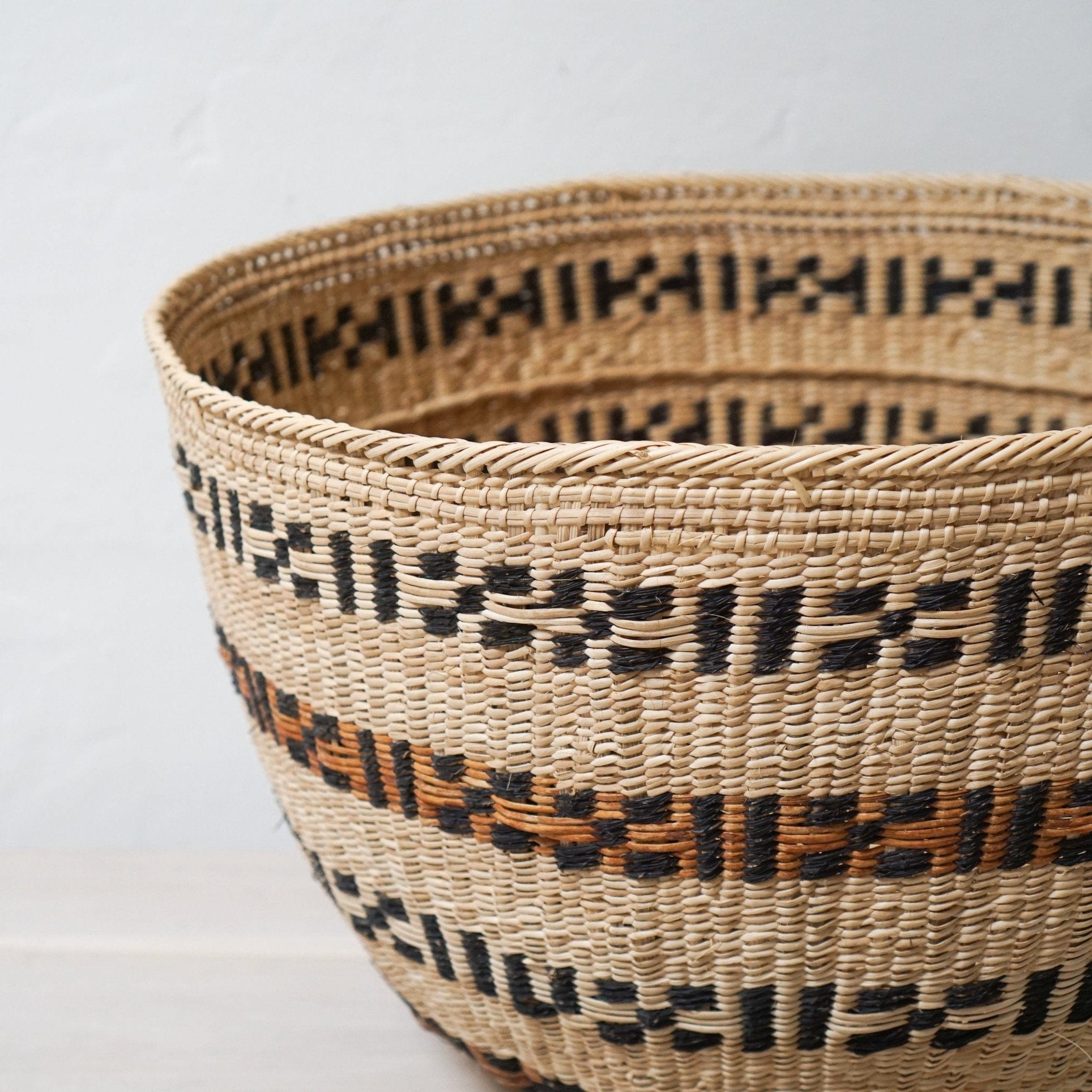 INCAUSA Baskets Wii Basket With Yanomami Painting