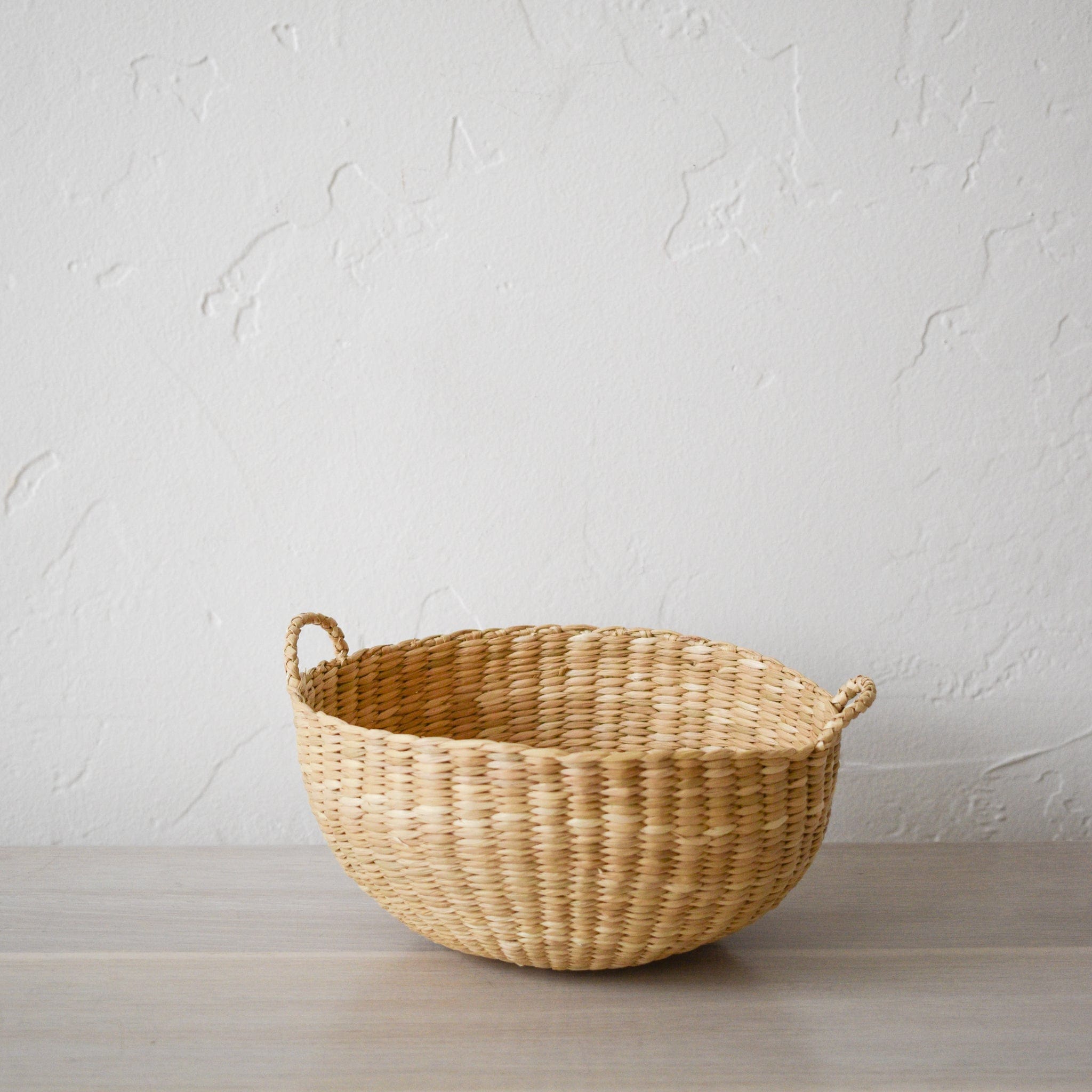 Intiearth Baskets Small Giving Basket