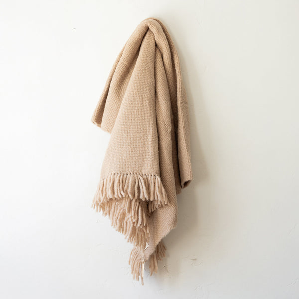 Plush Blanket in Baby Alpaca and Wool