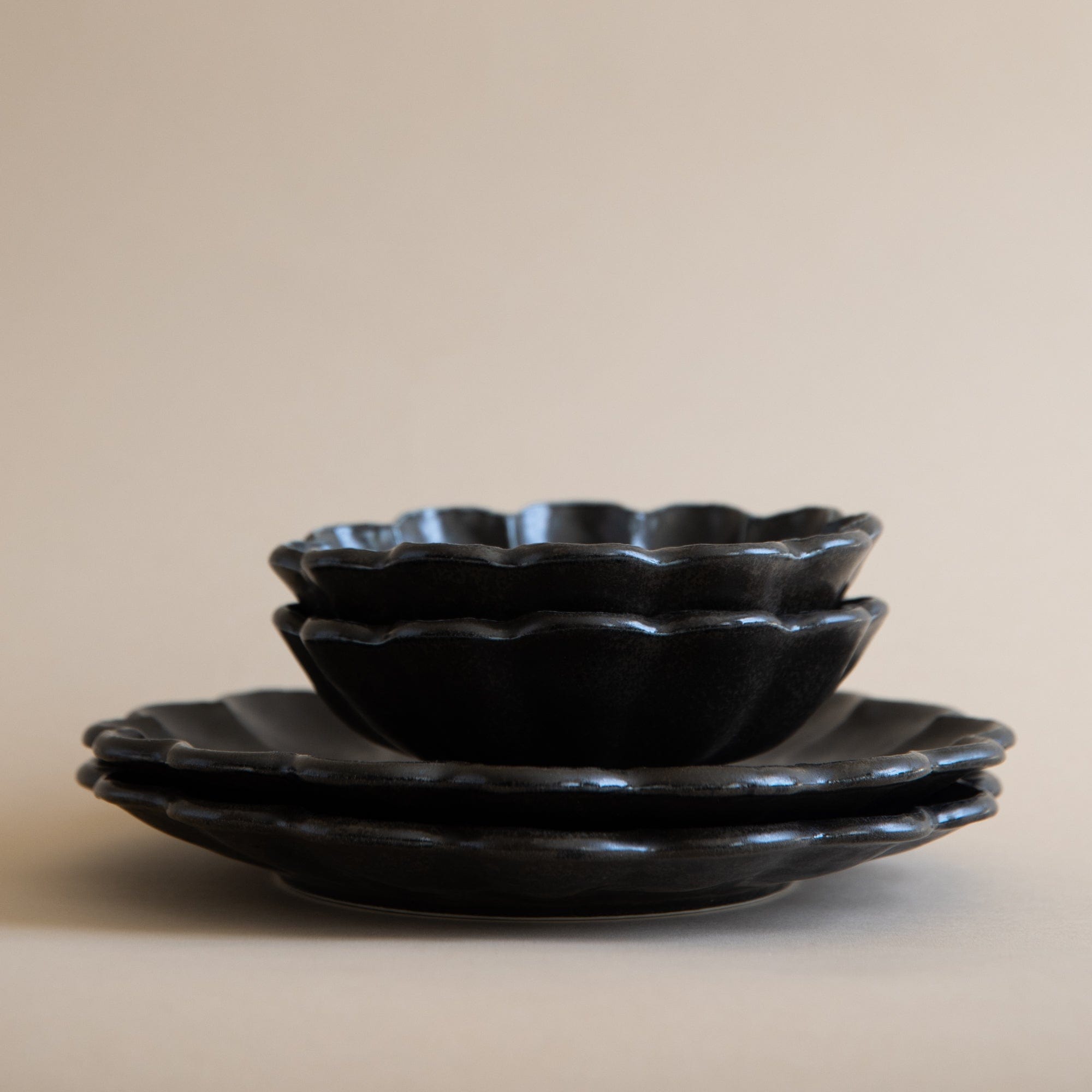 Kanesho Toki Dinnerware Rinka Bowls in Black