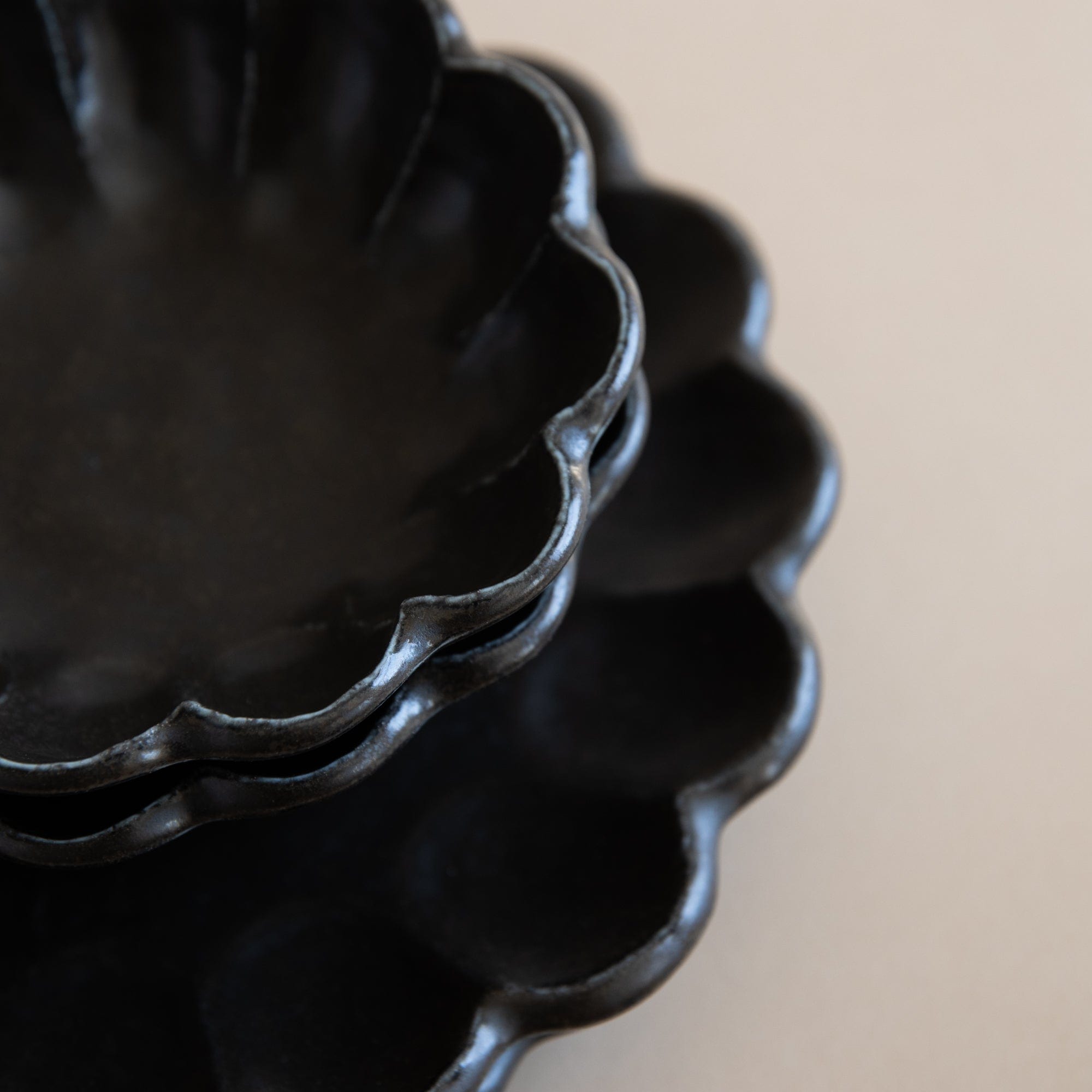 Kanesho Toki Dinnerware Rinka Bowls in Black