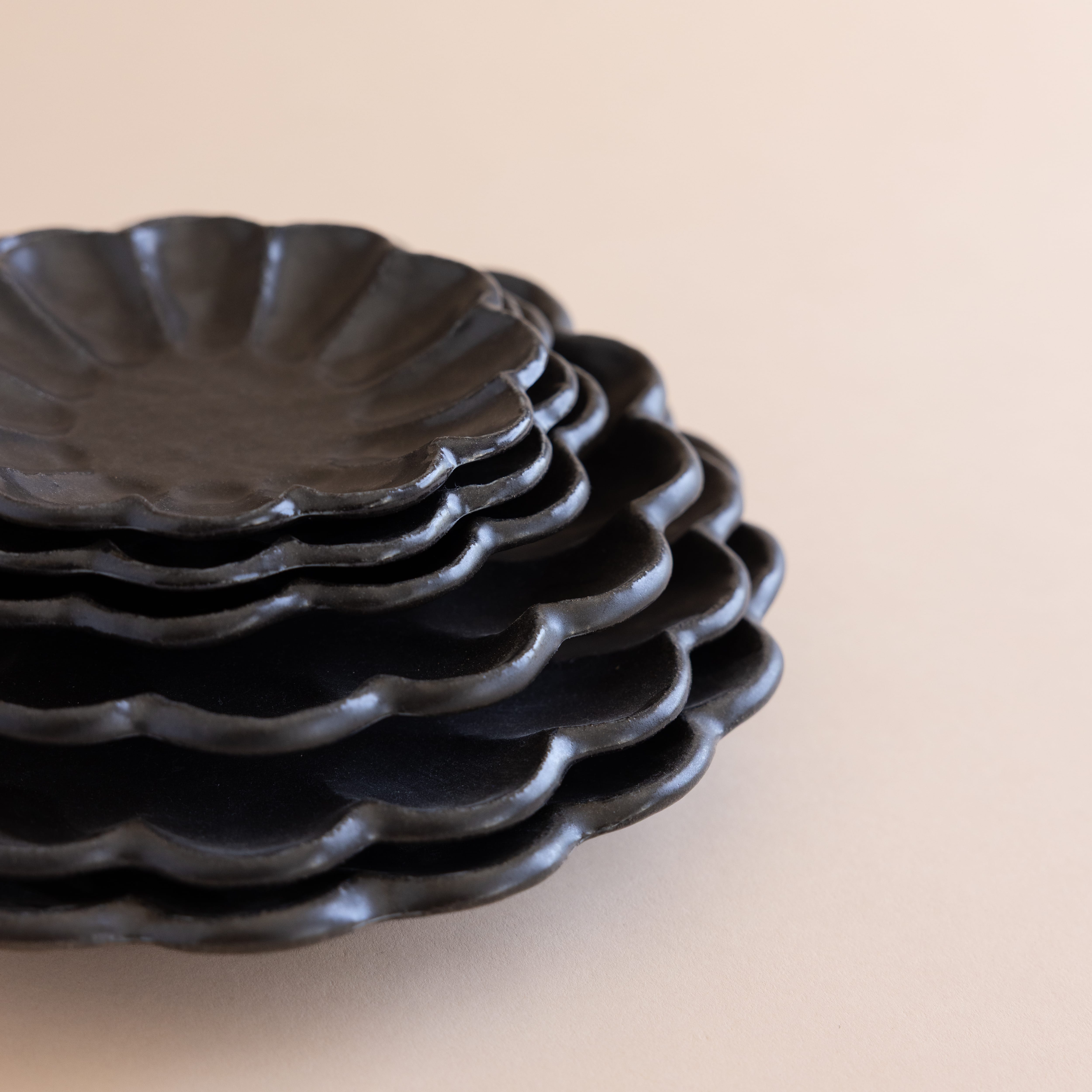 Kanesho Toki Dinnerware Rinka Plates