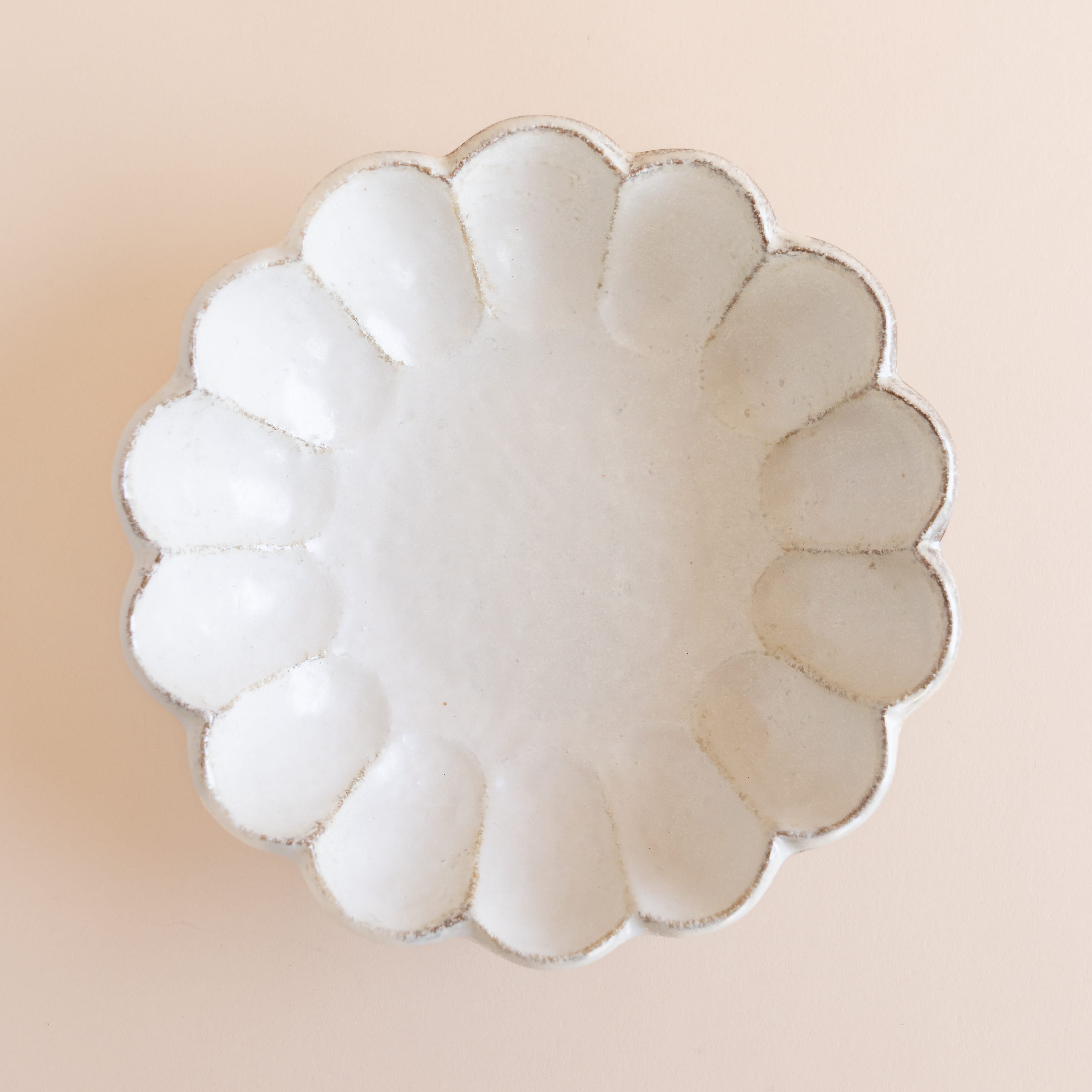 Kanesho Toki Dinnerware White / 8.5" Rinka Bowls