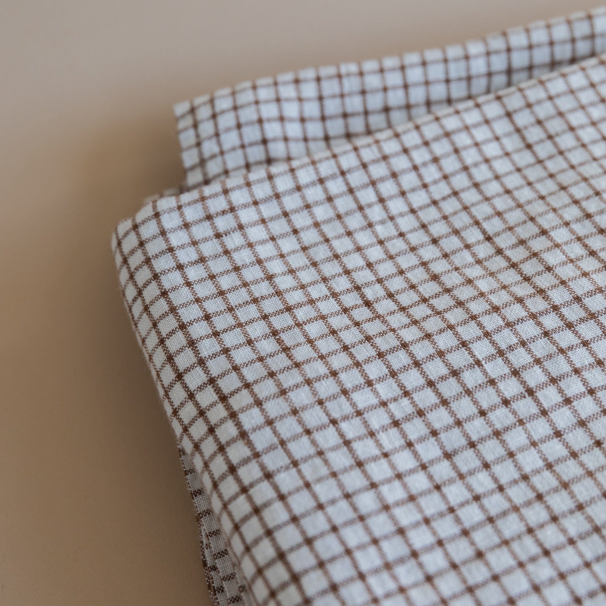 Linge Particulier Tablecloths Brown Checks Linen Tablecloth