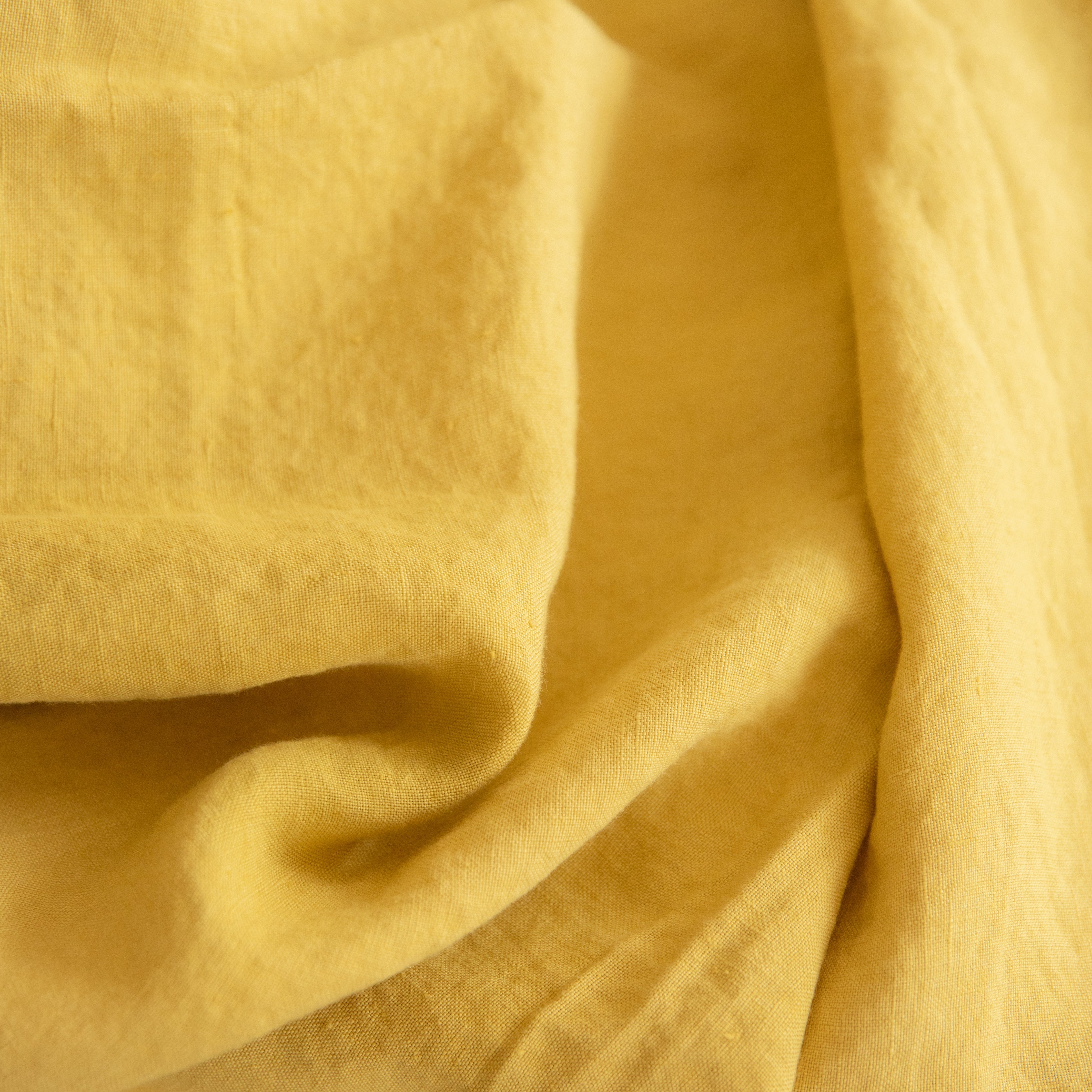 Linge Particulier Tablecloths Large -  63" x 118" / Turmeric French Linen Tablecloth