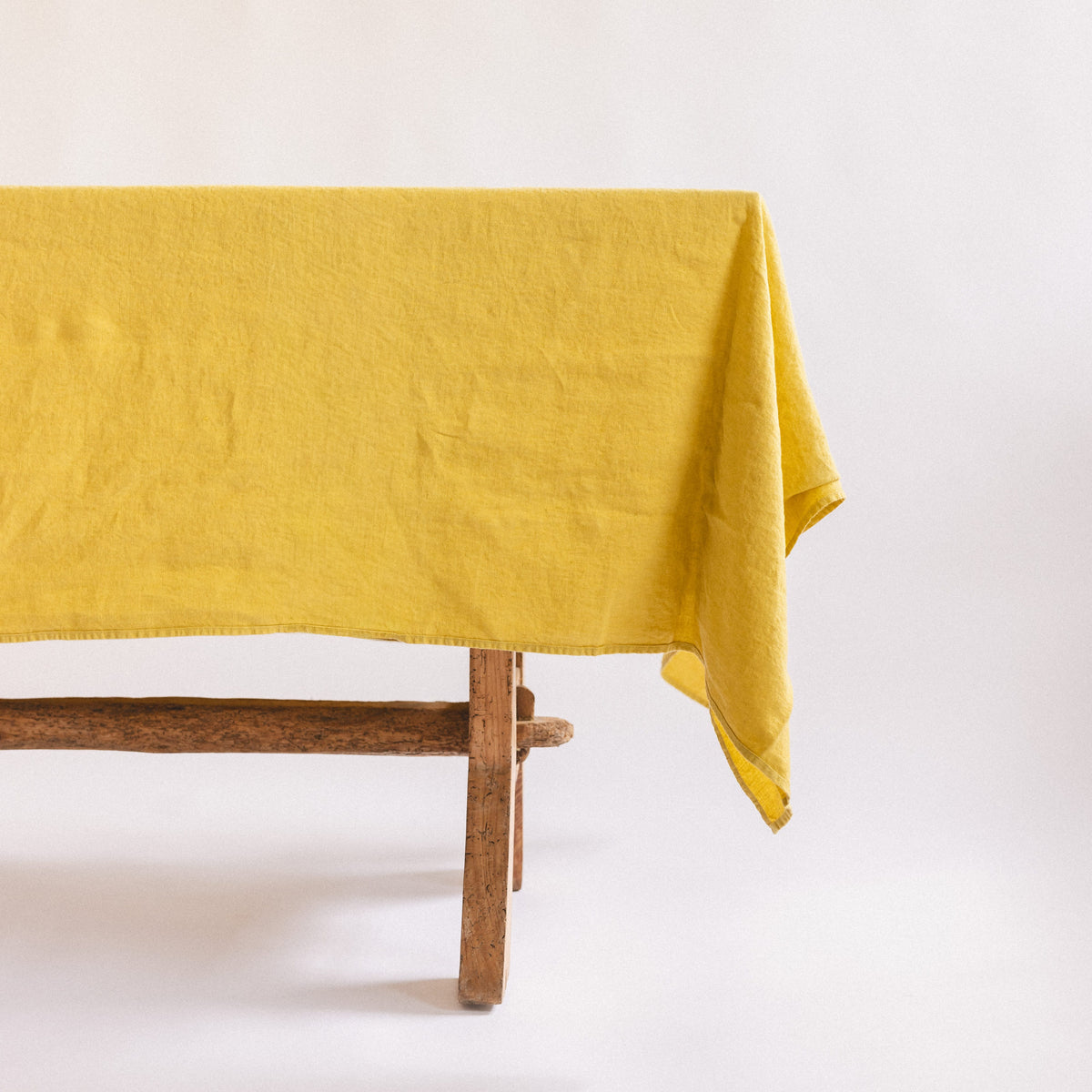 Linge Particulier Tablecloths Large -  63" x 118" / Turmeric French Linen Tablecloth