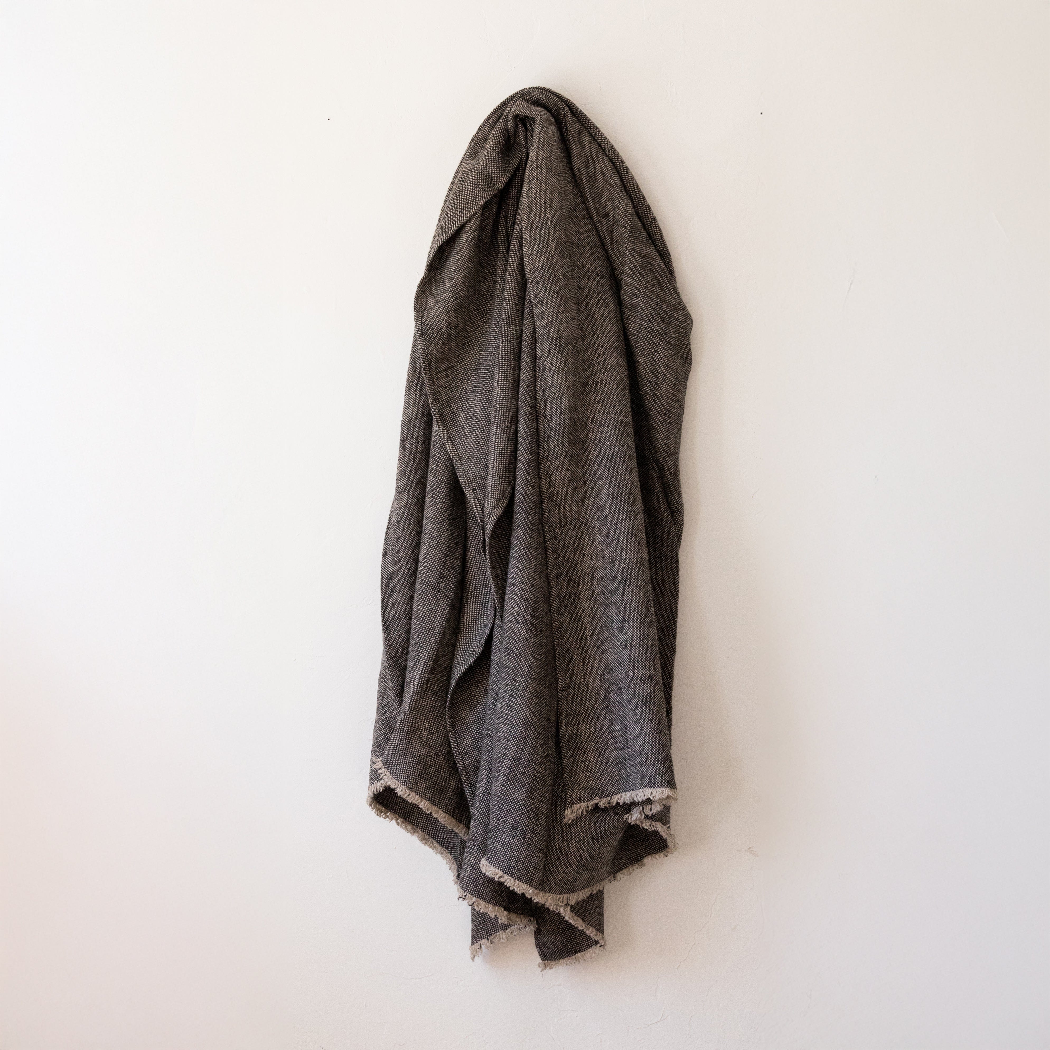 Lissoy Blankets + Throws Flax Linen Throw