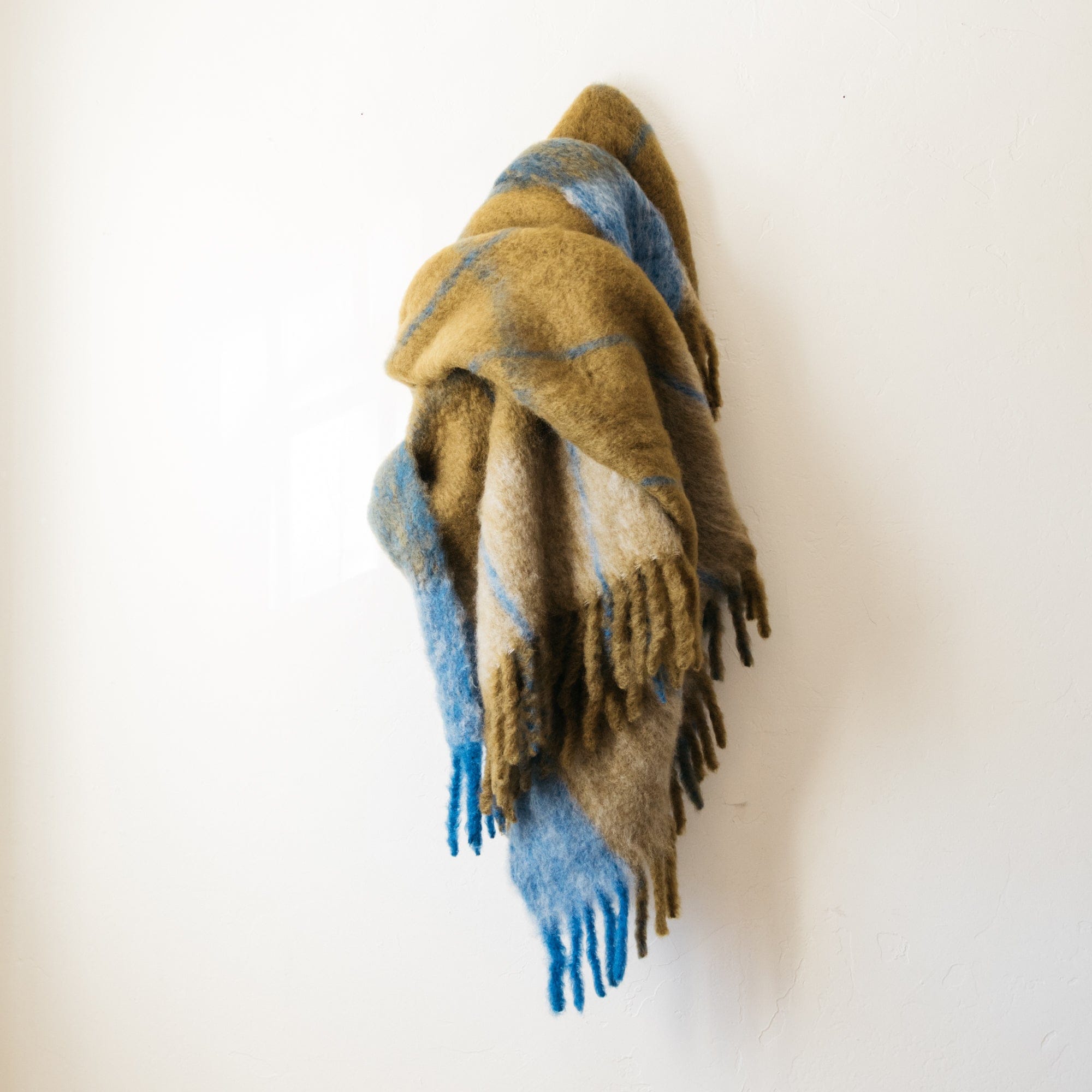 Mantas Ezcaray Blankets + Throws Twist Frame Mohair Throw
