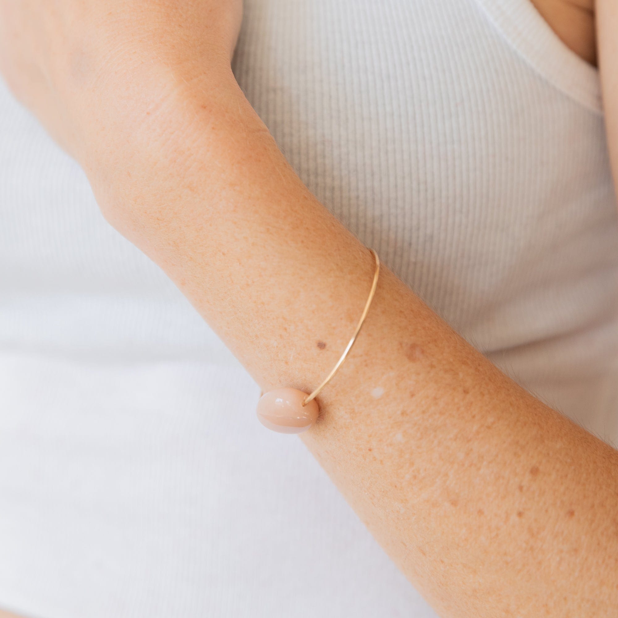 Mary MacGill Bracelets Cuff Bracelet in Pink Moonstone