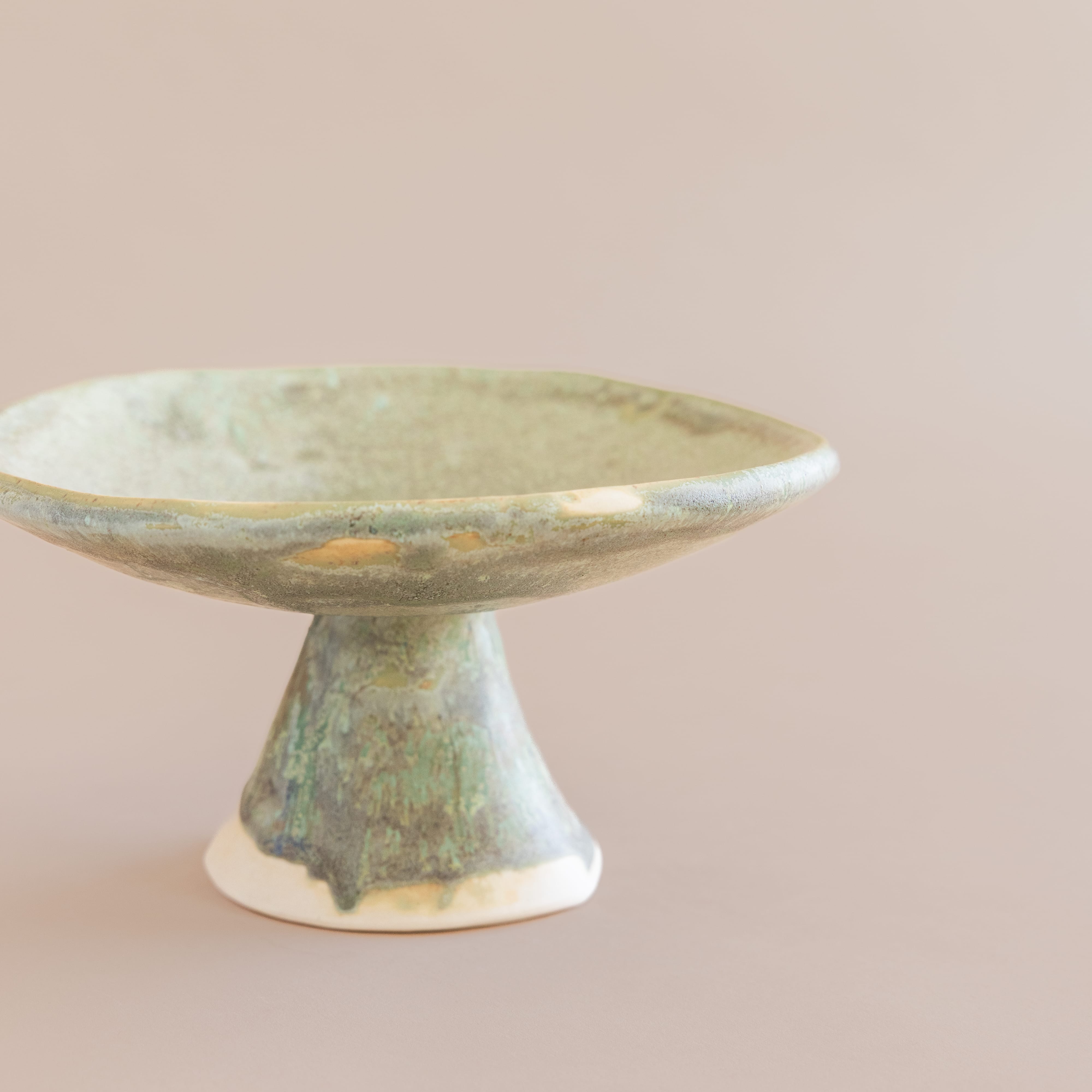 Mondays Trays + Catchalls Ceramic Pedestal Bowl