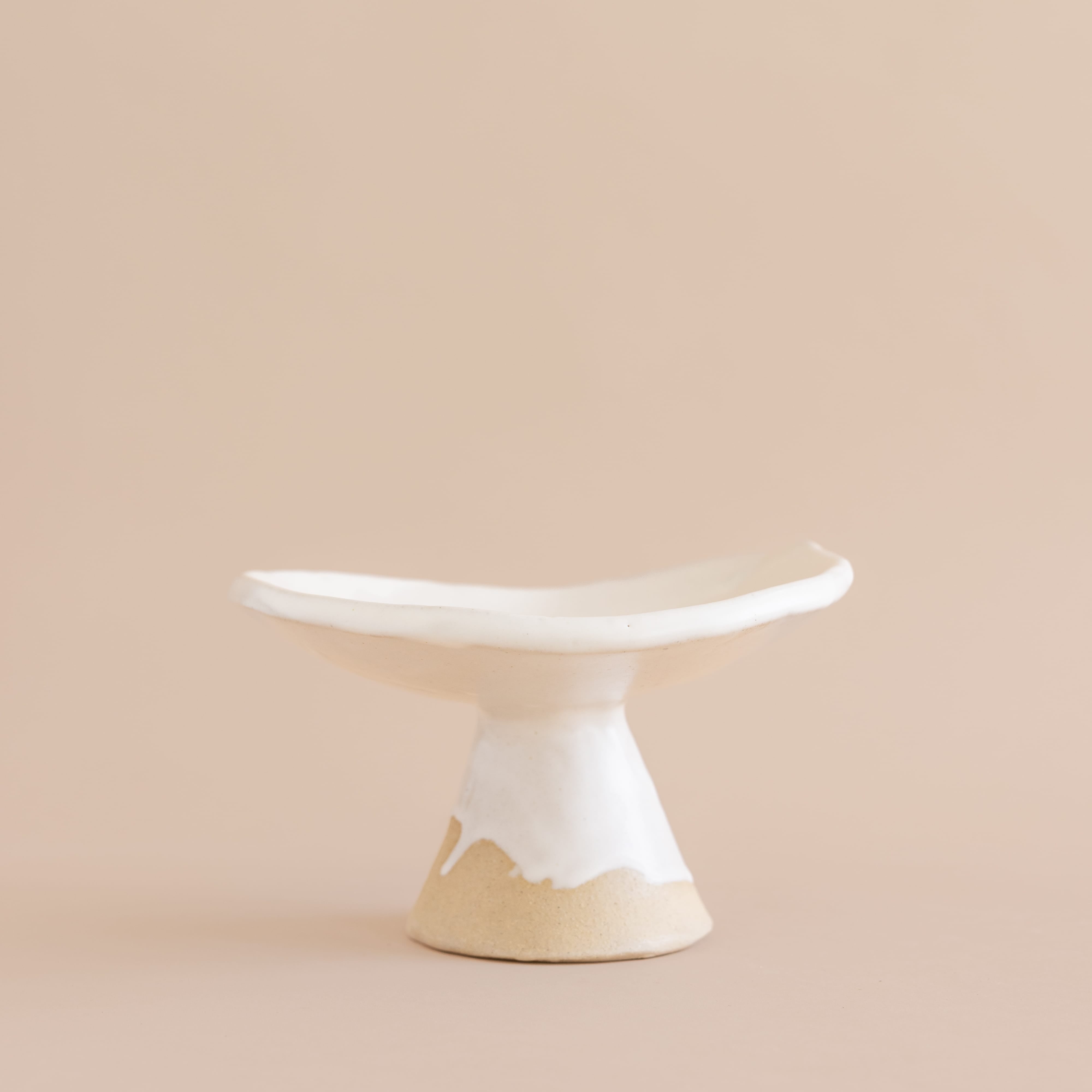 Mondays Trays + Catchalls Matte White / Small Ceramic Pedestal Bowl