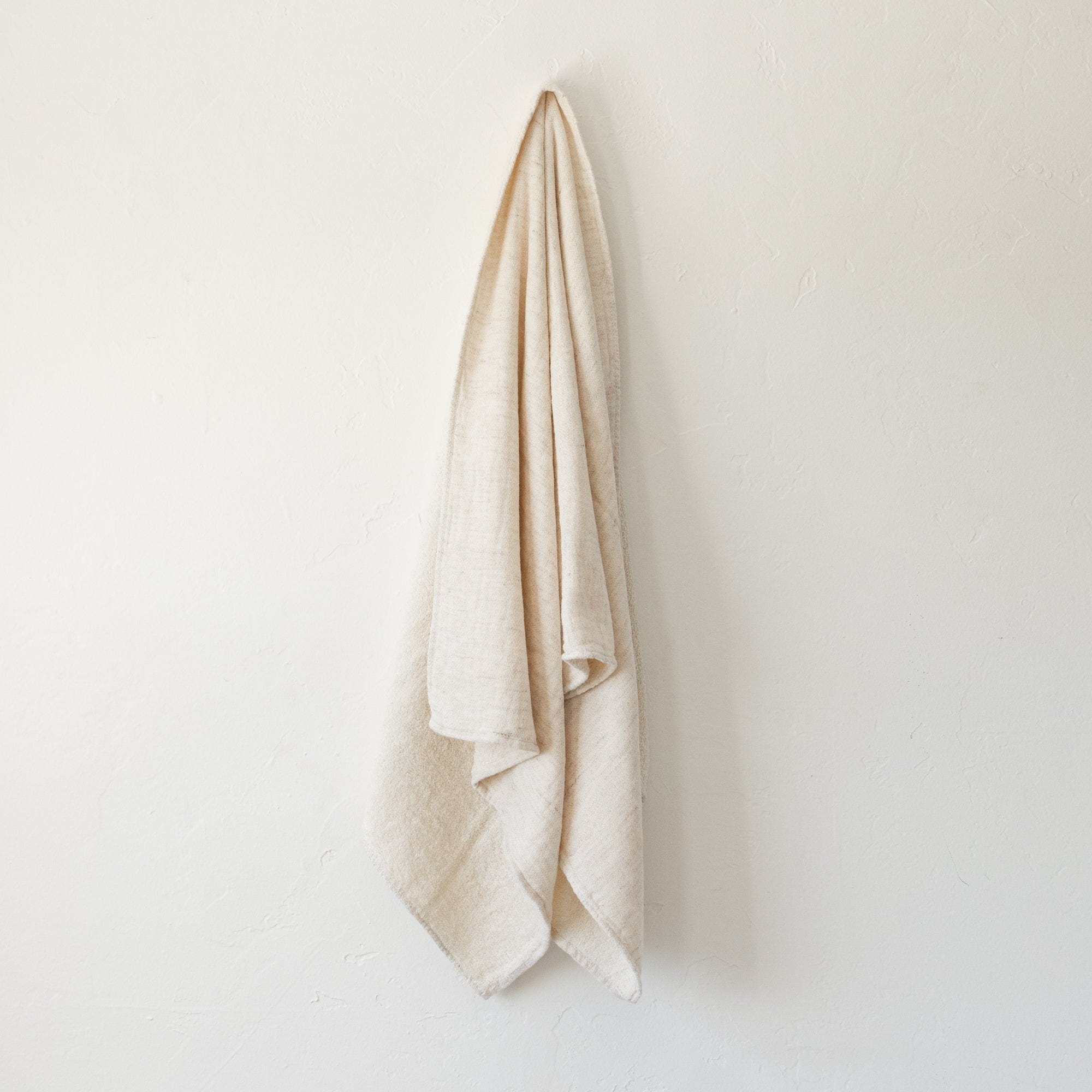 Morihata Bath Towels Bath Towel  23.5" L x 47.2" W Double-Sided Towels in Almond