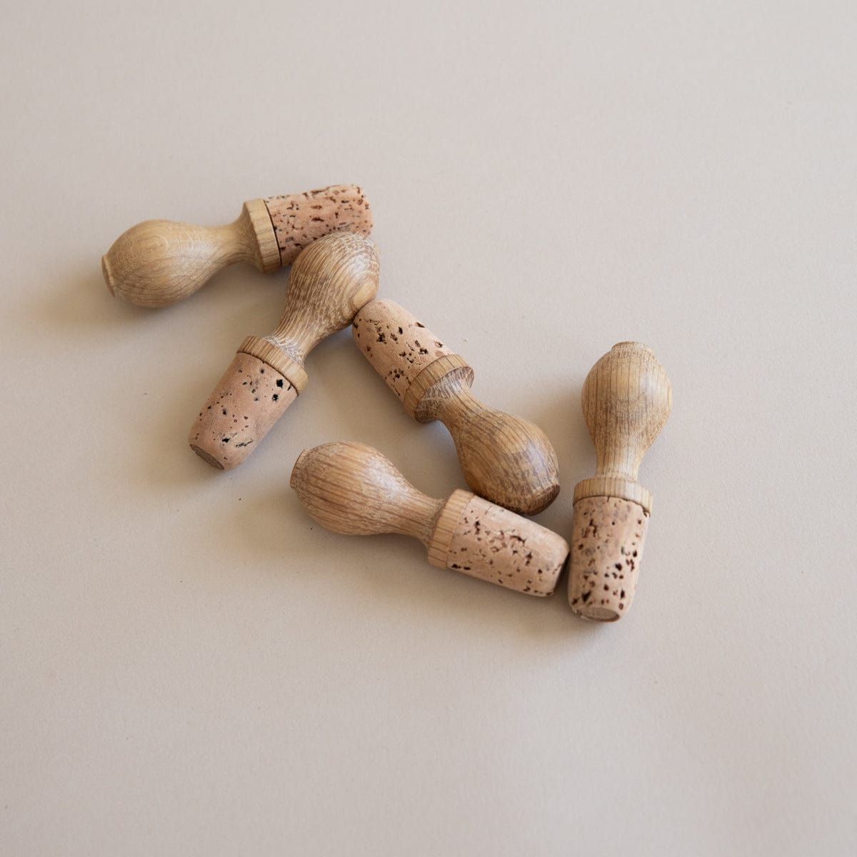 Oak Wine Stopper - +COOP