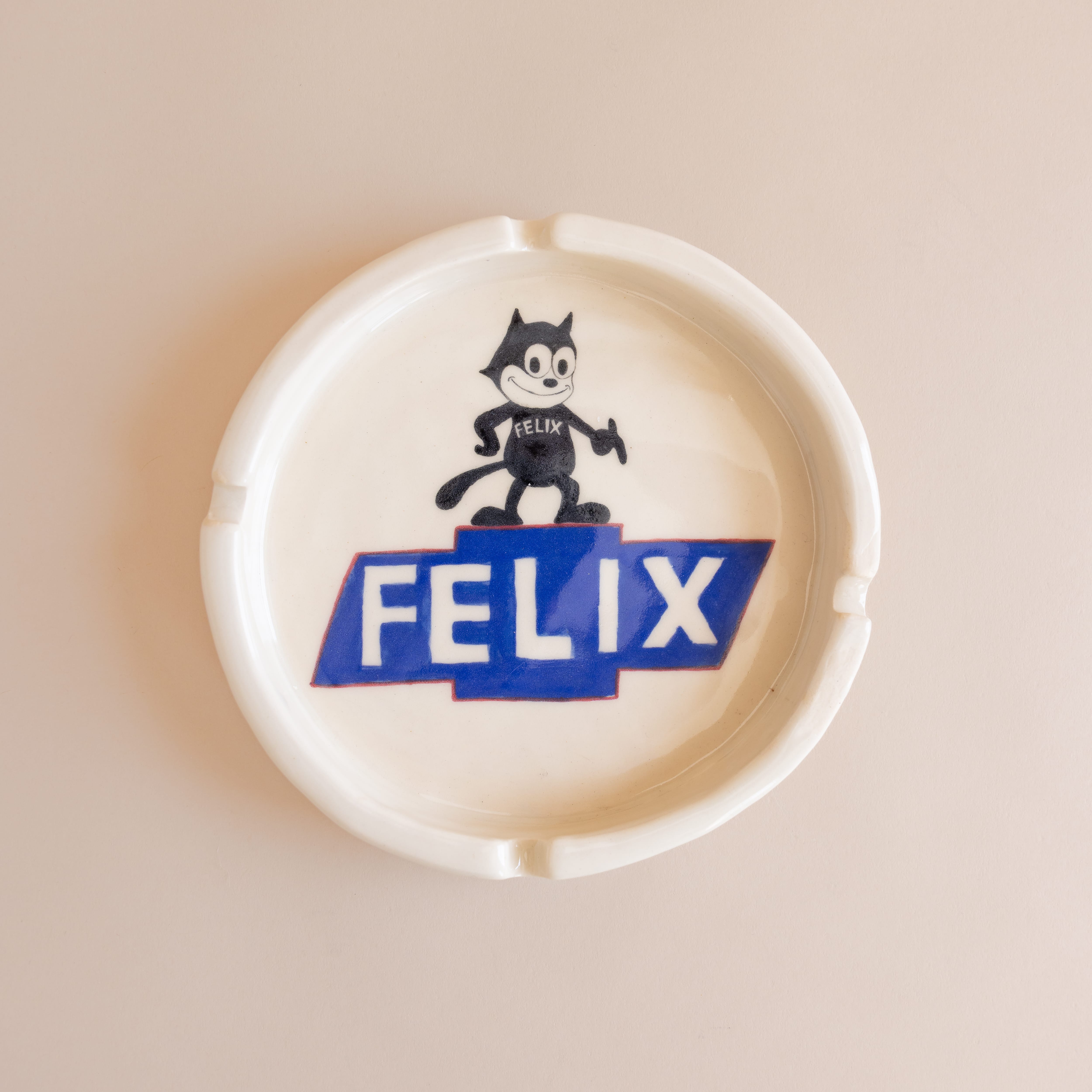 Pot Lady Trays + Catchalls Felix Los Angeles Landmark Ashtray