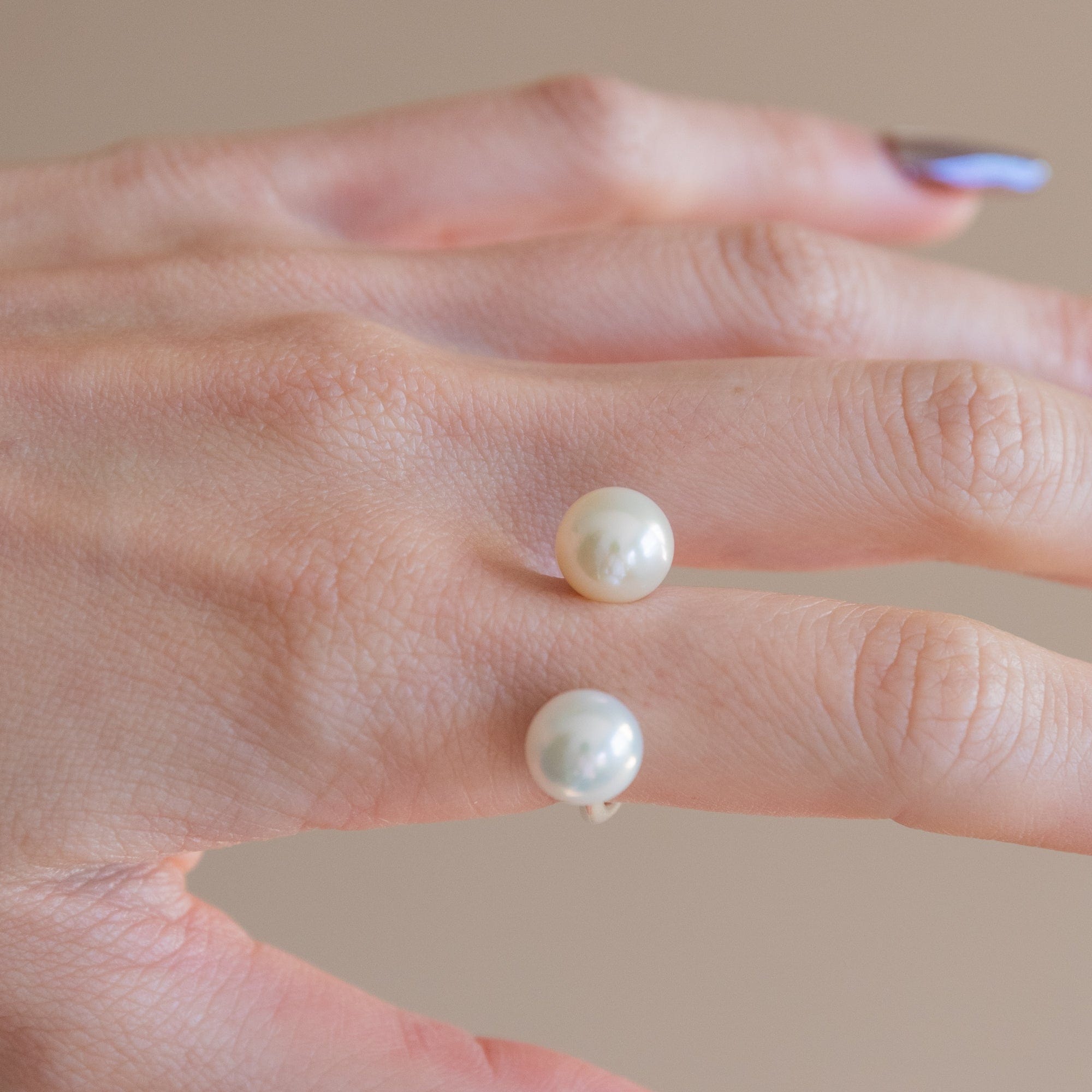 Saskia Diez Rings Pearl Sling Ring