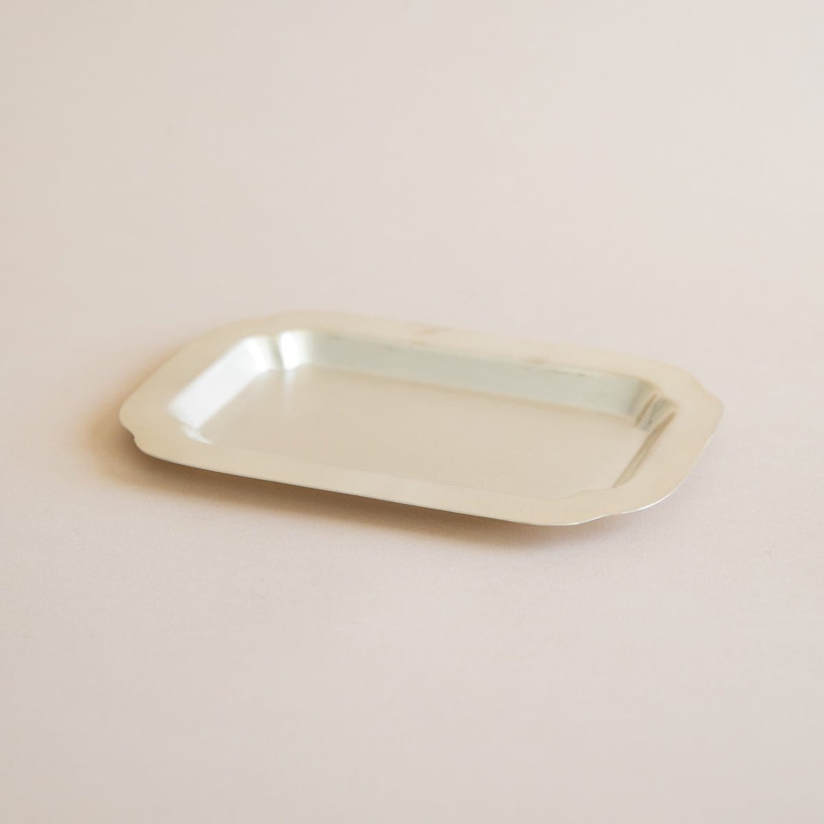 Scalloped Tray - +COOP