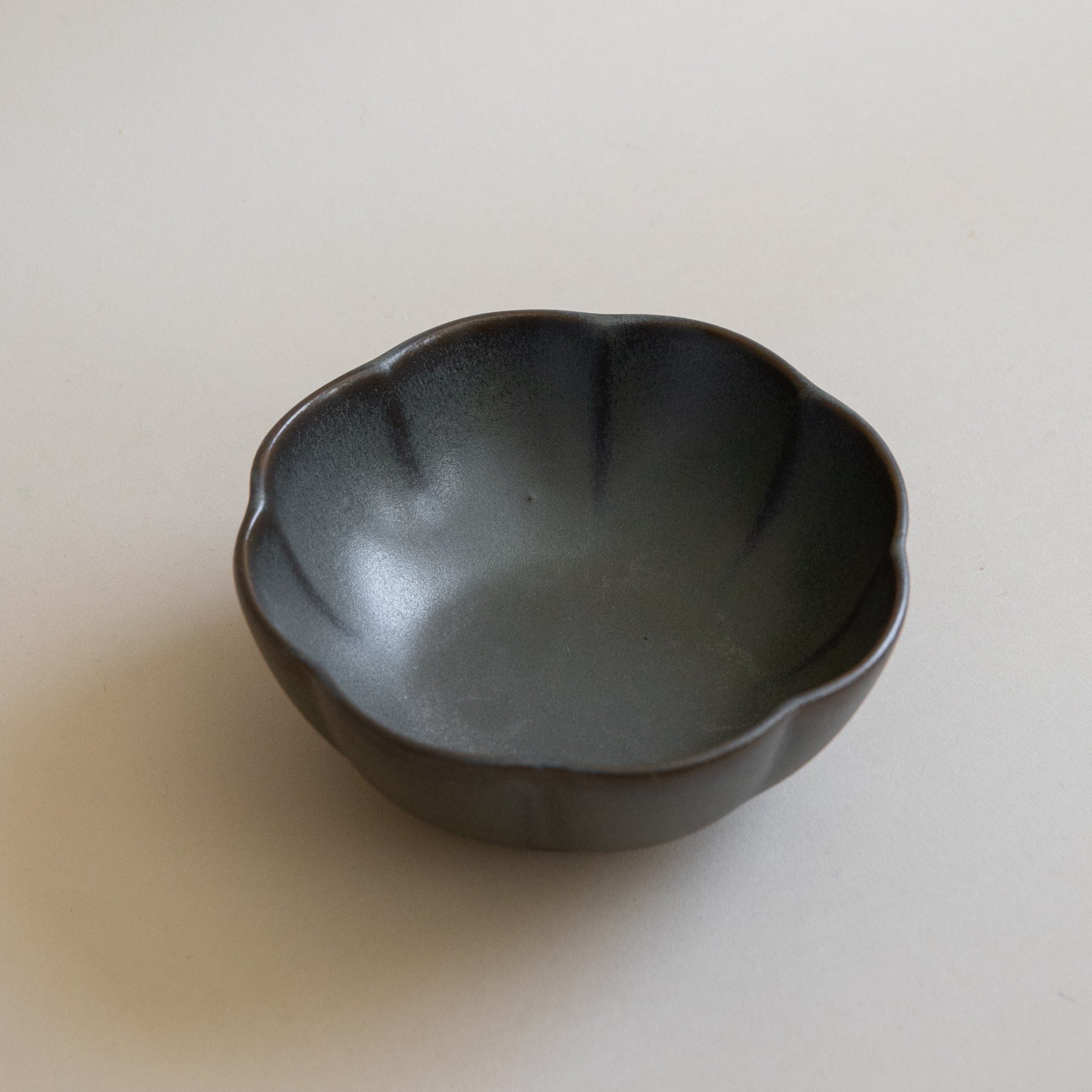 Serax Dinnerware Inku Bowl in Seaweed