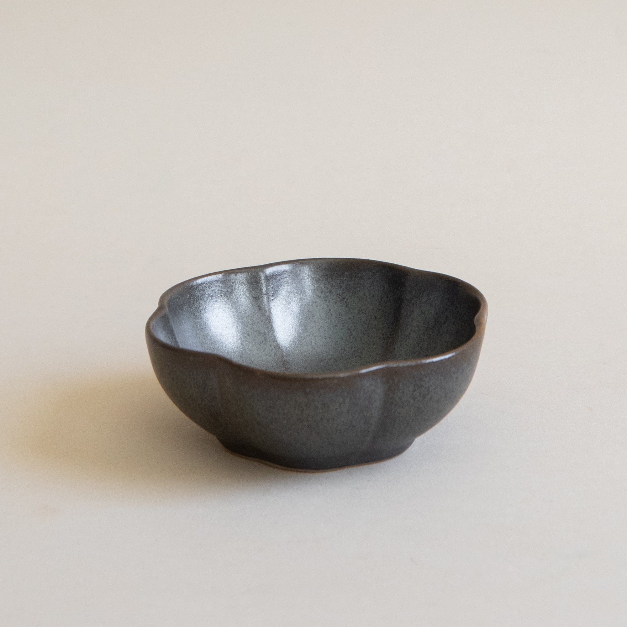 Serax Dinnerware Inku Bowl in Seaweed