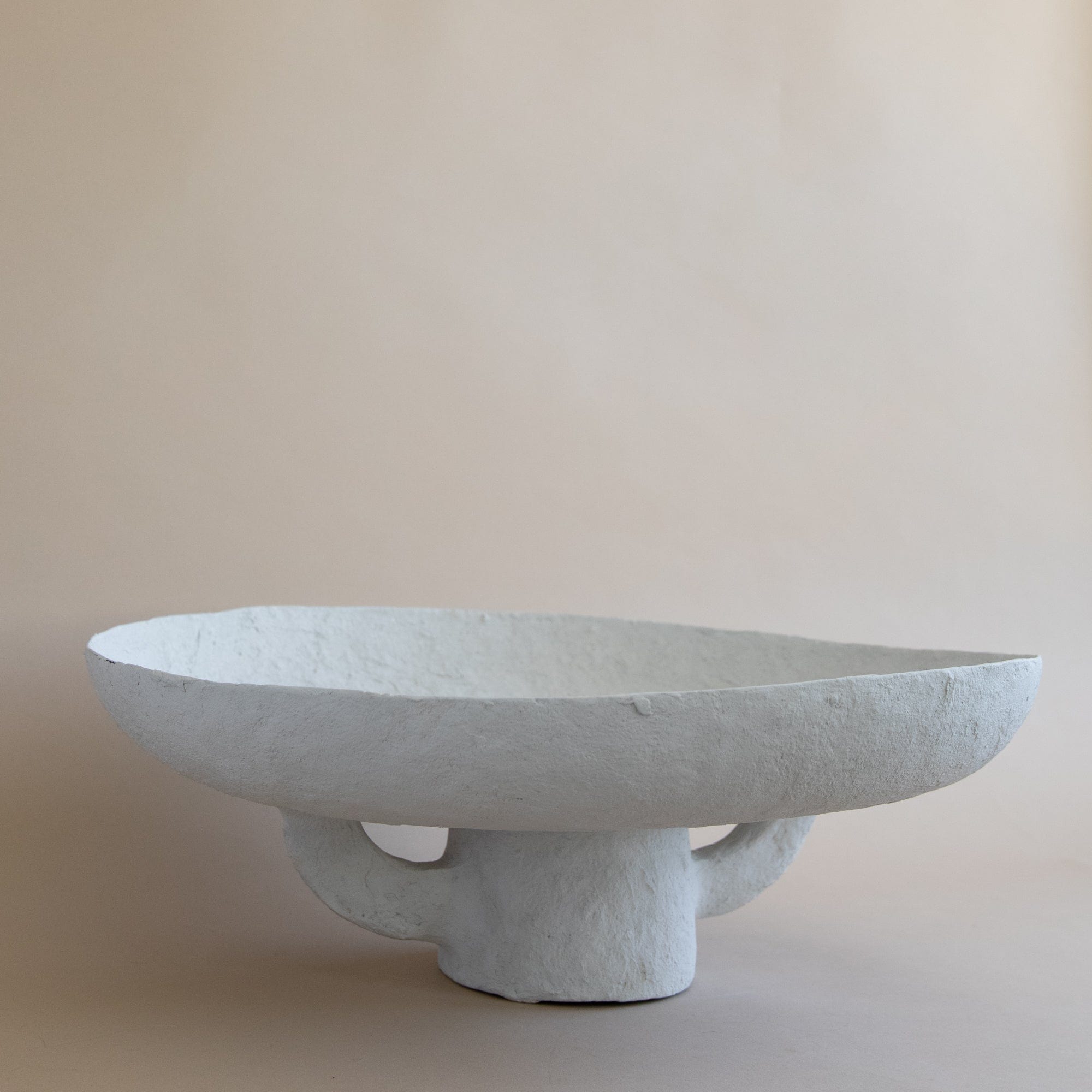 serax Objects Pedestal Platter in Paper Mache