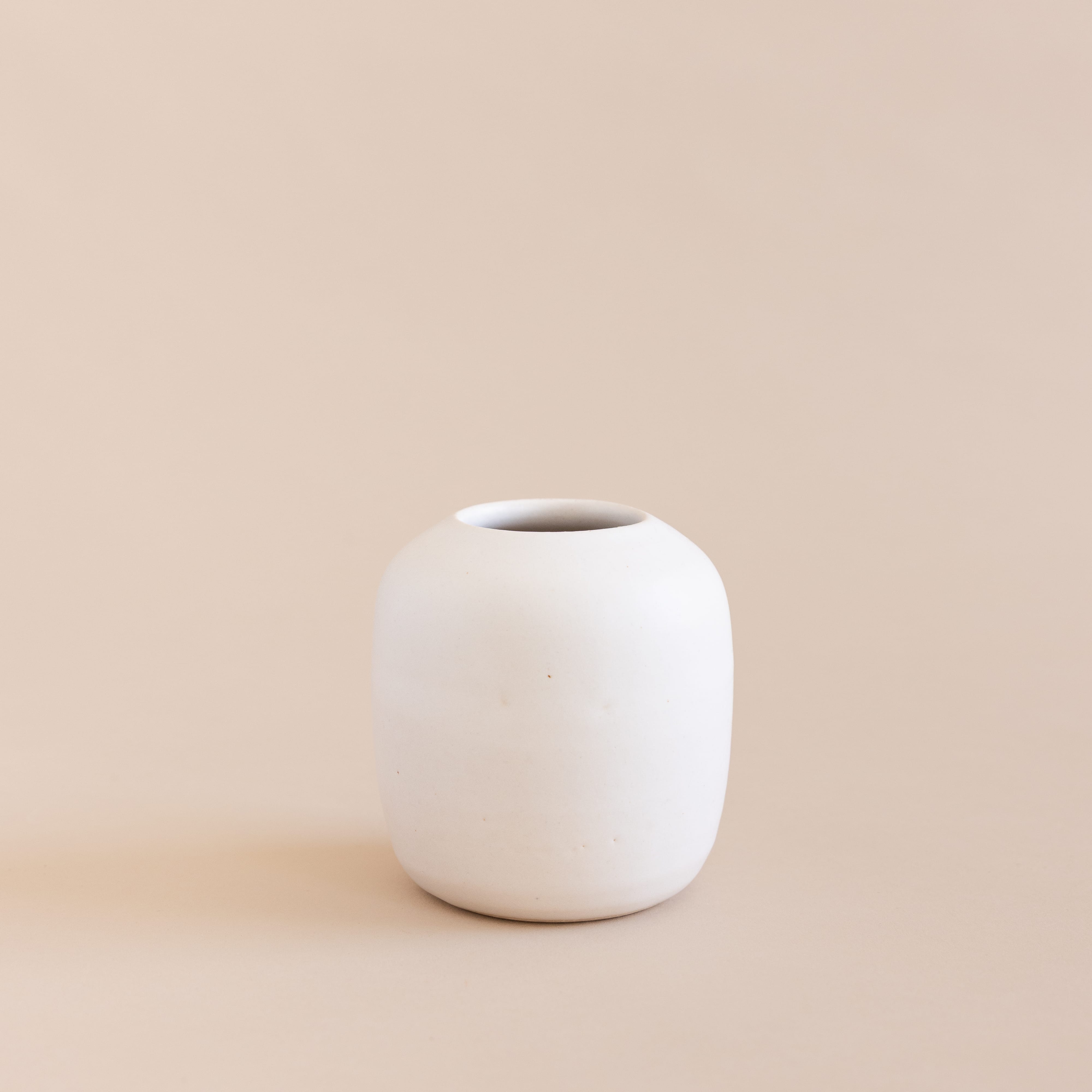 Sheldon Ceramics Everyday Eggshell / Small Ceramic Oval Vase