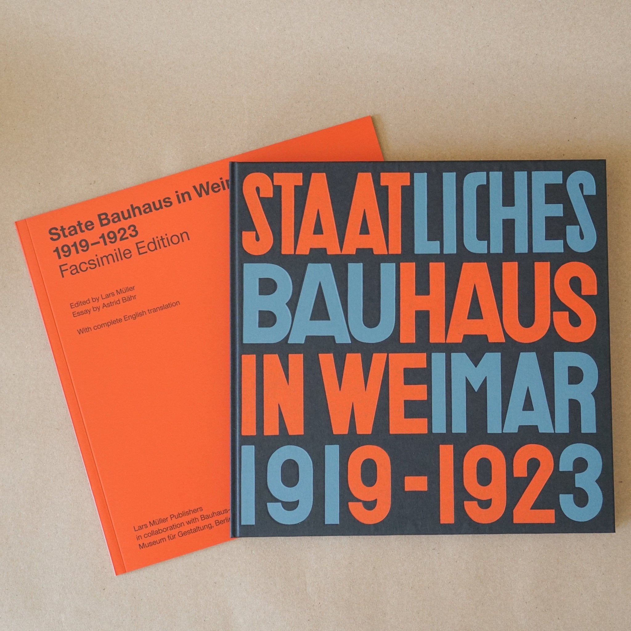 Staaliches Bauhaus in Weimar 1919 - 1923 - +COOP