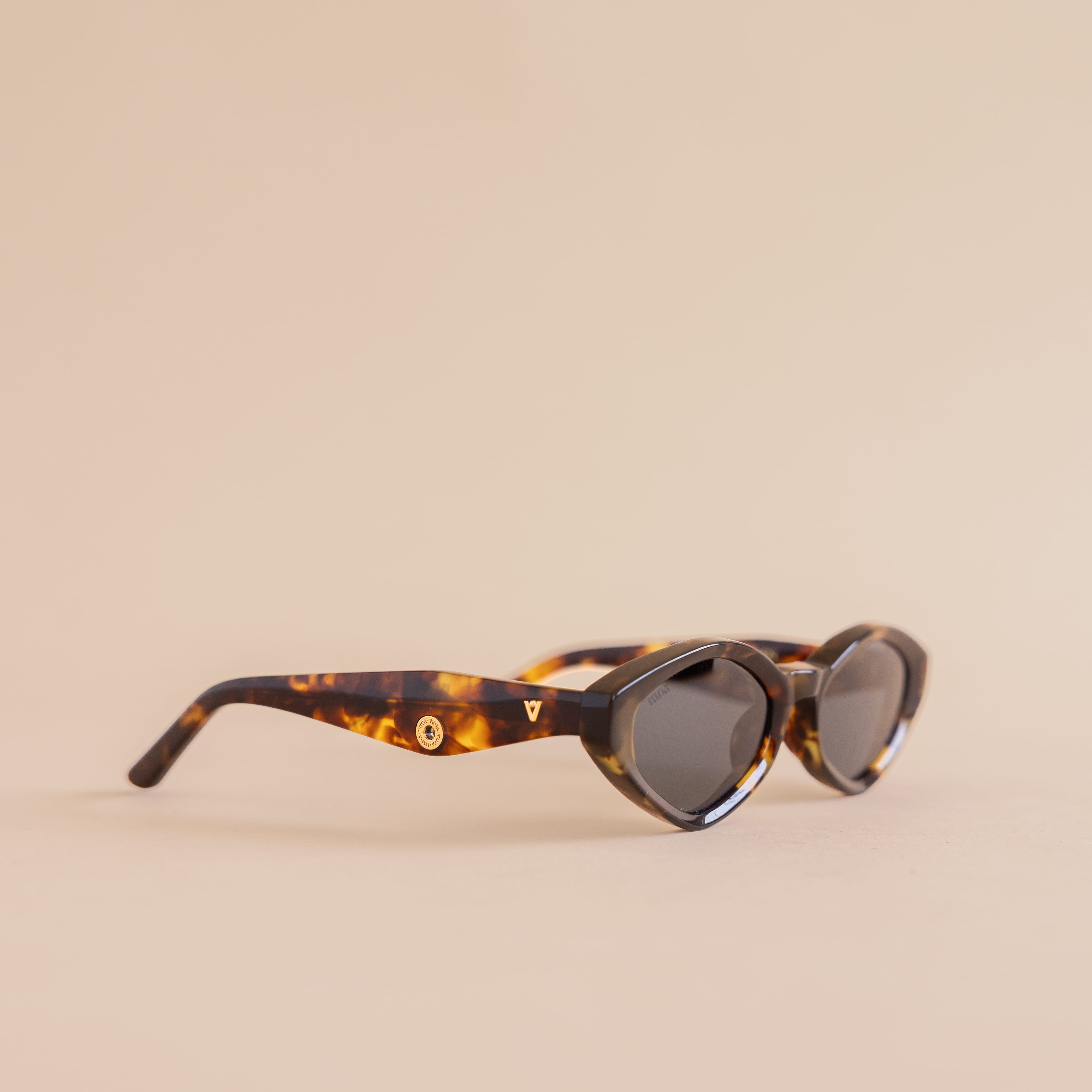 VADA Eyewear Siren Sunglasses by VADA